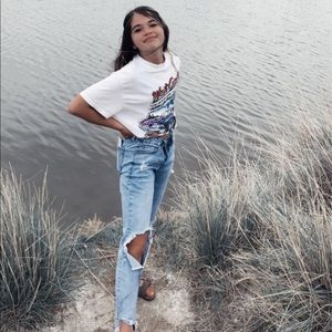 Meet your Posher, Anaya